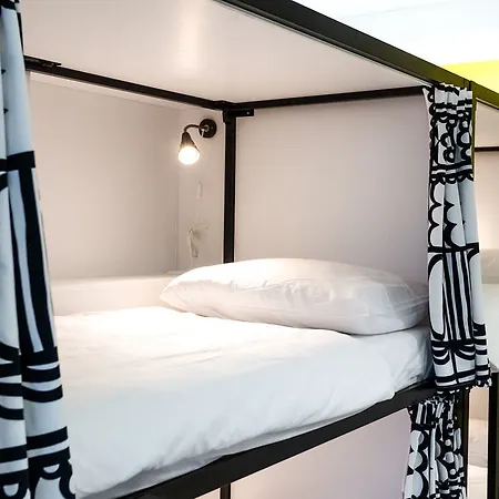 Dentex 4 Hostel *